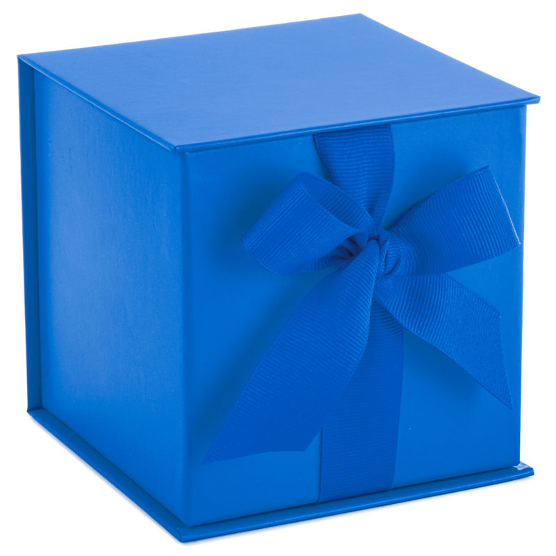 Royal Blue Small Gift Rigid Cardboard Packaging With Shredded Paper Filler
