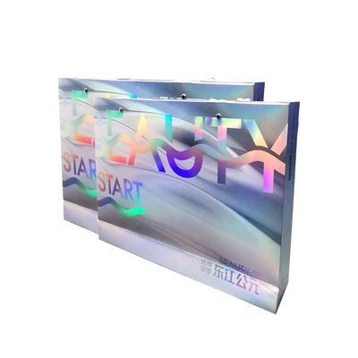 Boutique Özel Baskılı Kağıt Çantaları Şeritli Halkasıyla Holografik Alışveriş Çantası