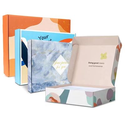 Caja de envío de cartón corrugado impreso regalo para el envío de ropa