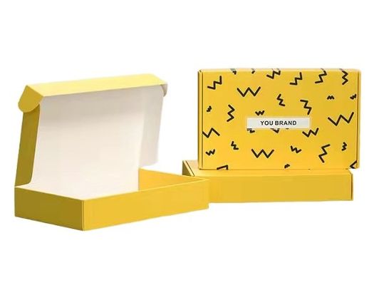 Boîte d'expédition en carton ondulé couleur avec logo imprimé