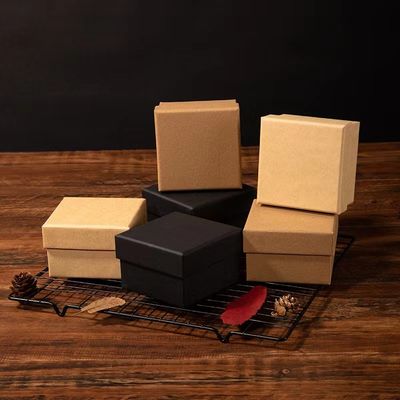 Montres en carton boîte d'emballage rigide en forme carrée polyvalente