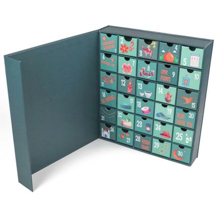 Customizable Calendar Gift Box With Varnishing Printing OEM ODM One-stop Service