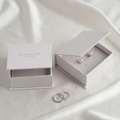 Magnetic Jewelry Rigid Packaging Box Luxury With Hot Stamping Logo